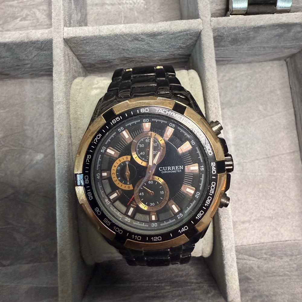 Black and Gold Men's Watch